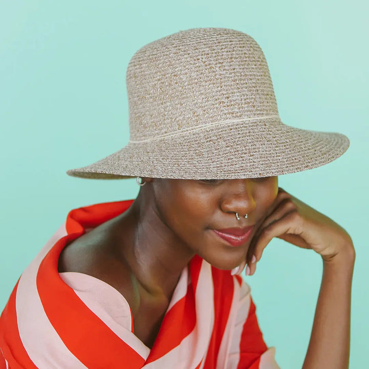 Lacey Eimer – SUNHATS EUROPE