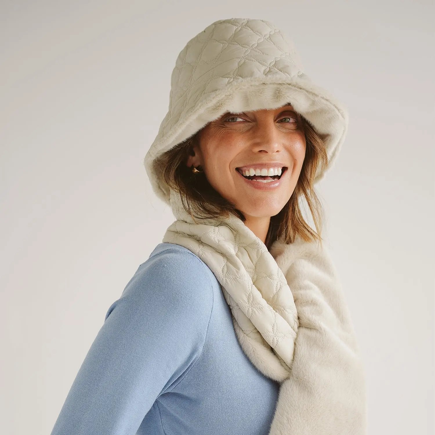 Frosty Bucket Hut & Schal (Set)