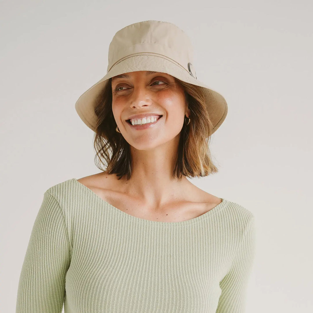 Storm Sou'wester Bucket