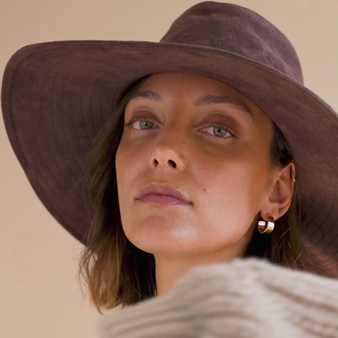 Celeste Fedora
