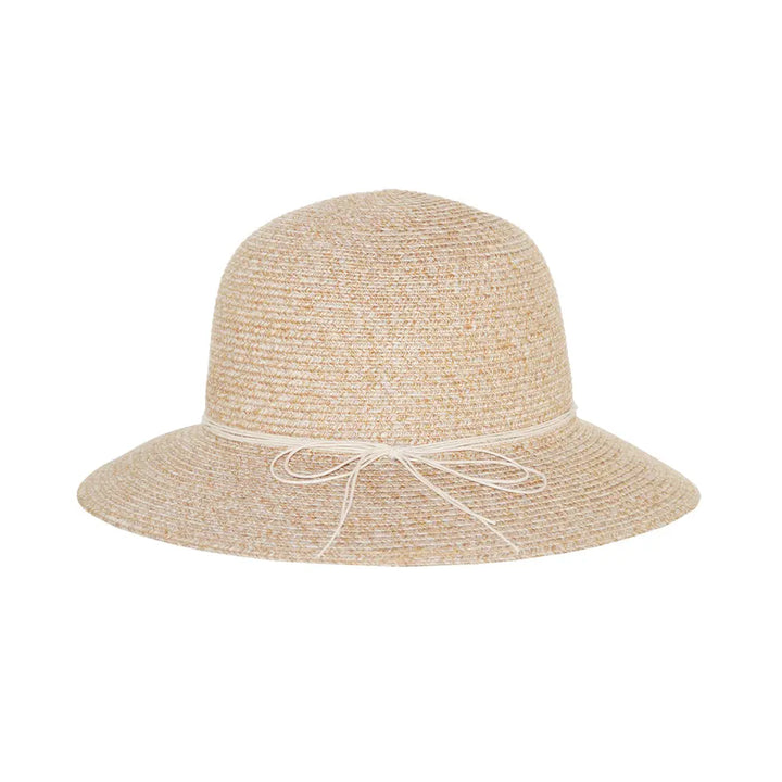Lacey Eimer – SUNHATS EUROPE