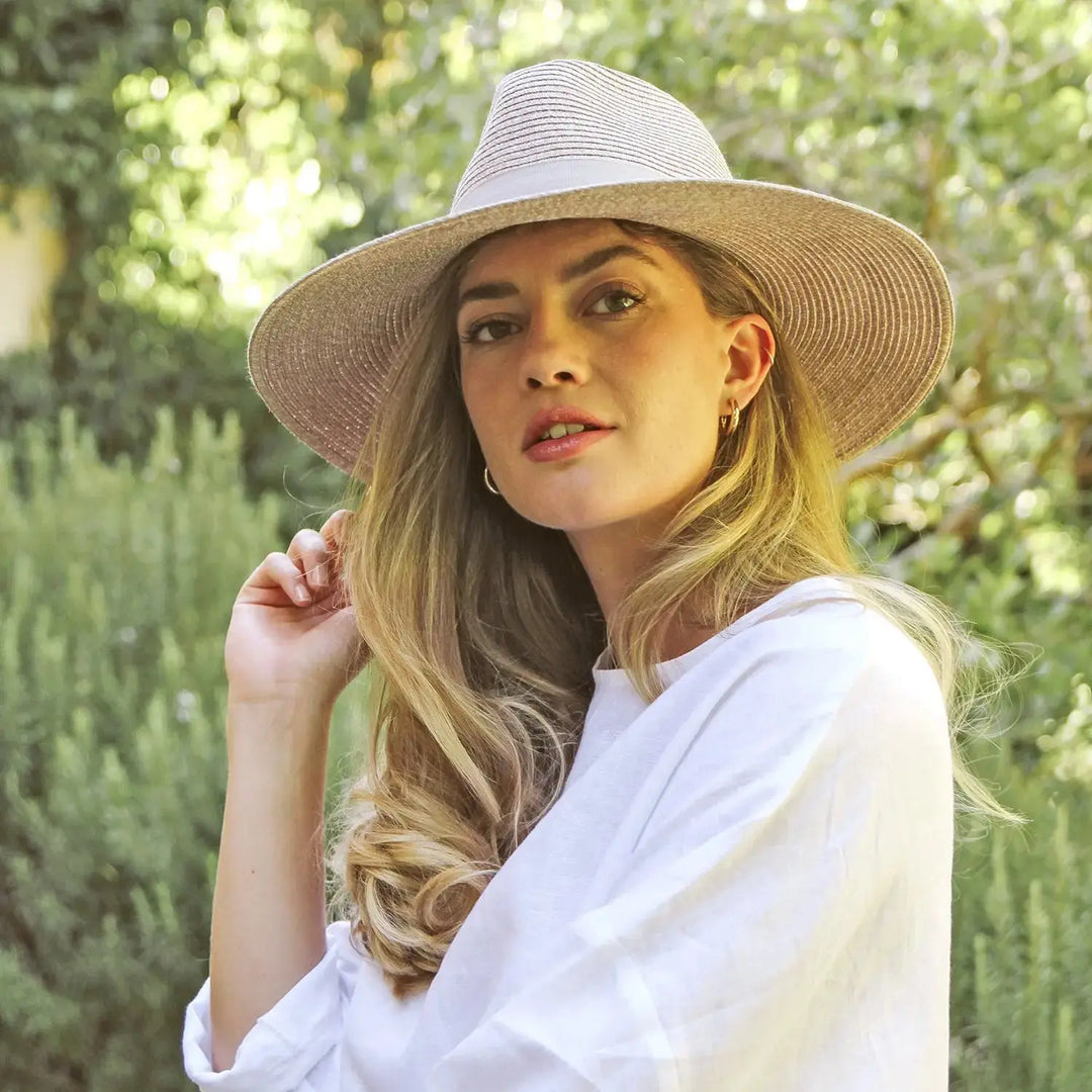 Fiona Fedora – SONNENHÜTE EUROPA